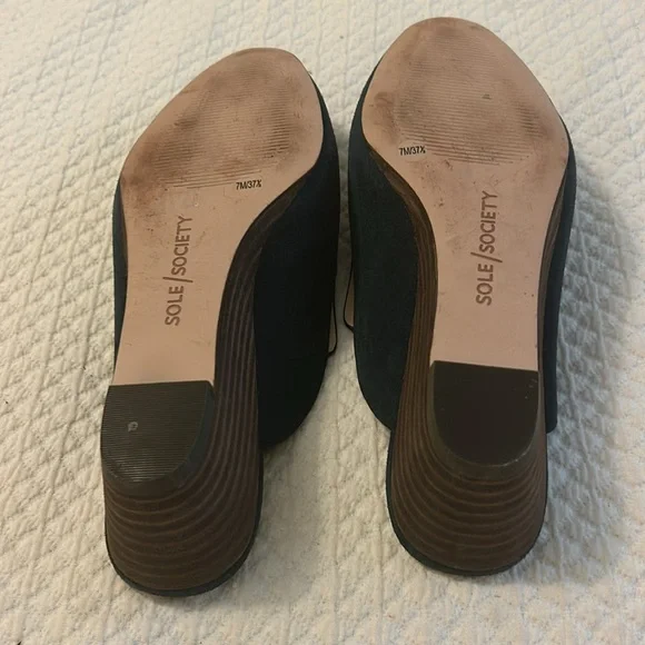 Sole Society slides - Picture 5 of 7